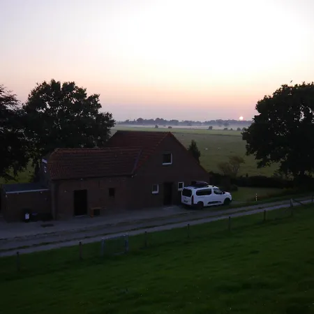 Am Nordseedeich In Alleinlage Nyaraló